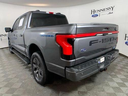 2023 Ford F-150 Lightning LARIAT