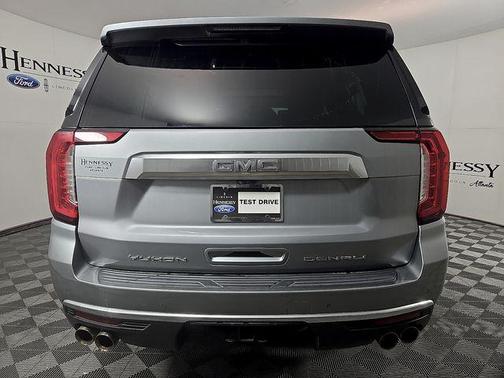 Sterling Metallic 2023 GMC Yukon XL Denali