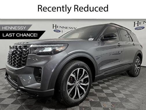 Carbonized Gray Metallic 2026 Ford Explorer ST-Line