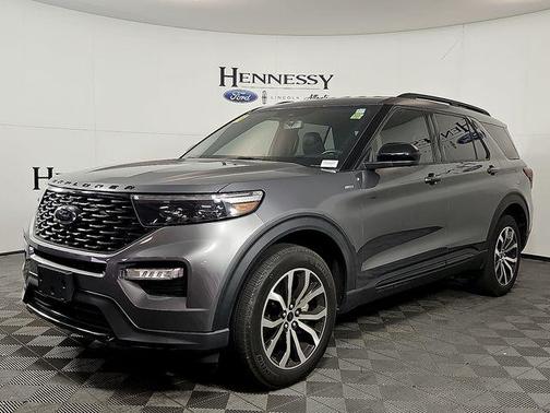 2022 Ford Explorer ST-Line