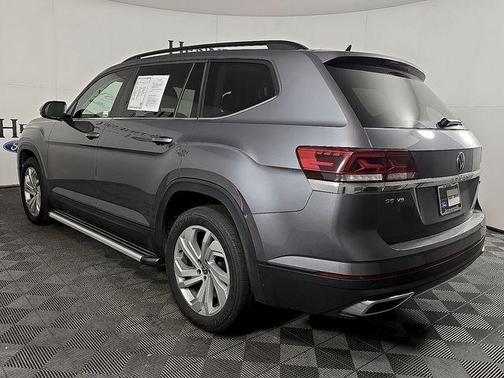 2021 Volkswagen Atlas 3.6L SE w/Technology