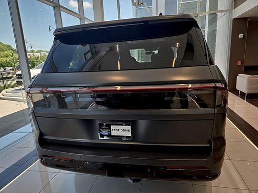 Chroma Caviar D 2026 Lincoln Navigator Black Label