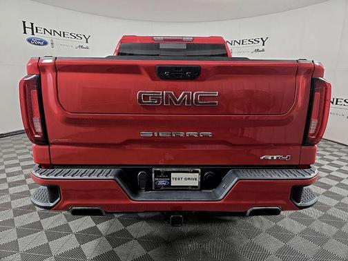 2022 GMC Sierra 1500 AT4