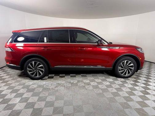2025 Lincoln Aviator Premiere