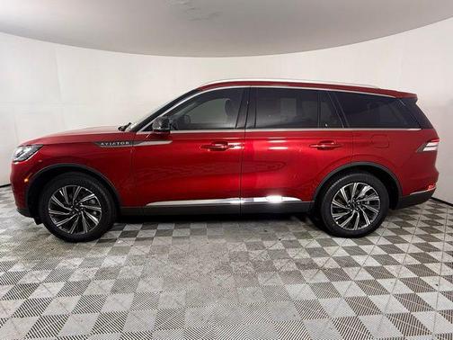 2025 Lincoln Aviator Premiere