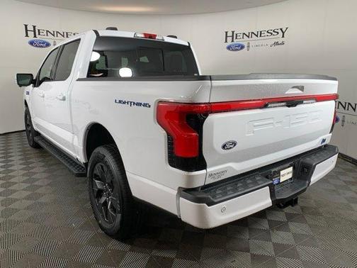 2025 Ford F-150 Lightning LARIAT