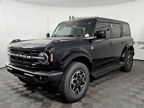 Shadow 2026 Ford Bronco Outer Banks