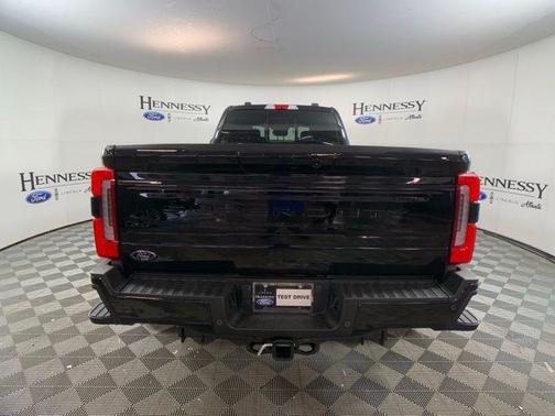 2025 Ford F-450 Platinum