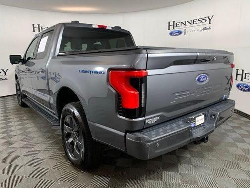 2023 Ford F-150 Lightning XLT