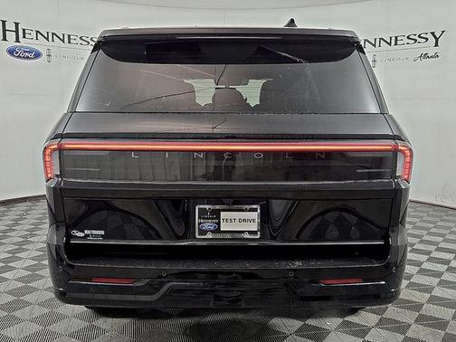 2025 Lincoln Navigator Reserve