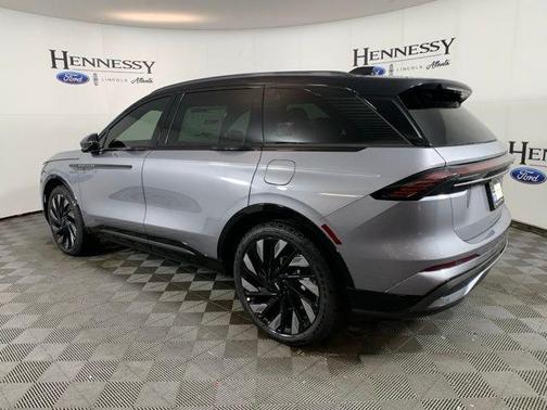 2025 Lincoln Nautilus Reserve