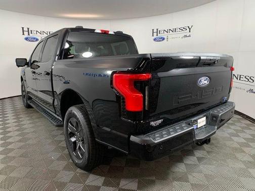 2025 Ford F-150 Lightning Flash