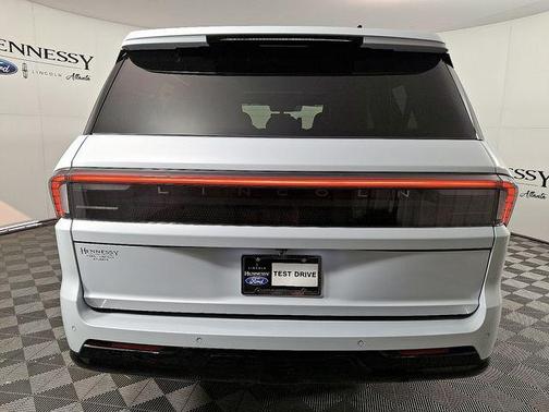 2025 Lincoln Navigator Reserve