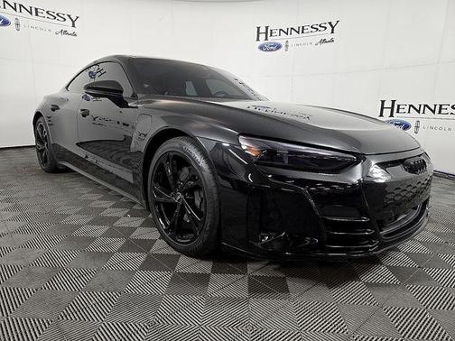 2023 Audi e-tron GT Premium Plus quattro