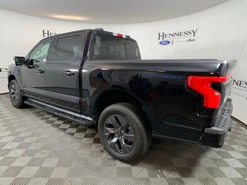 2024 Ford F-150 Lightning LARIAT