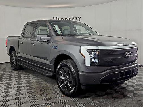 2025 Ford F-150 Lightning Flash