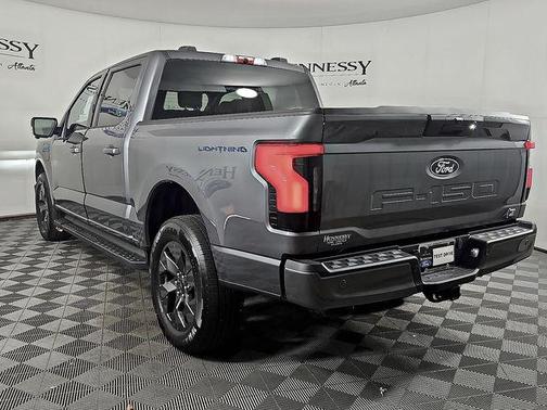 2025 Ford F-150 Lightning Flash