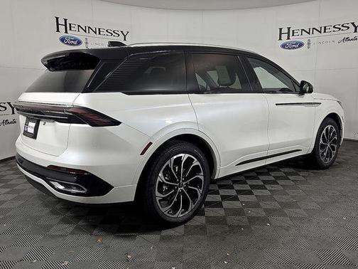 2026 Lincoln Nautilus Reserve