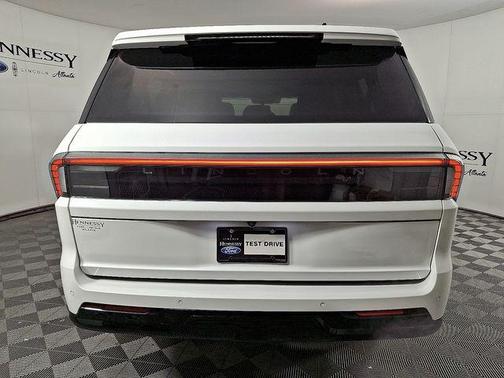 2025 Lincoln Navigator Reserve