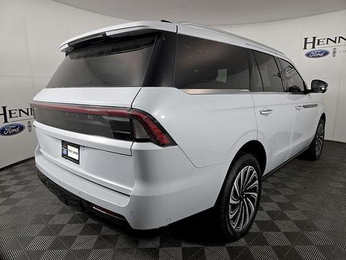 2025 Lincoln Navigator Black Label