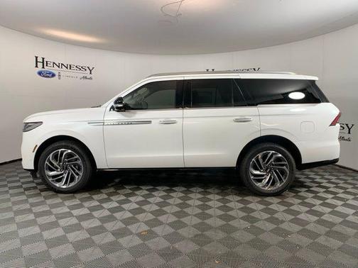 2025 Lincoln Navigator Reserve
