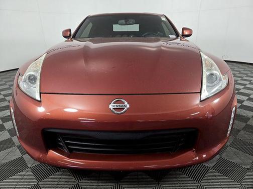 Magma Red 2015 Nissan 370Z Sport Tech