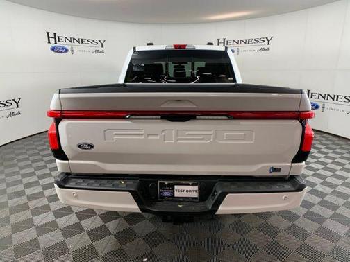 2025 Ford F-150 Lightning LARIAT