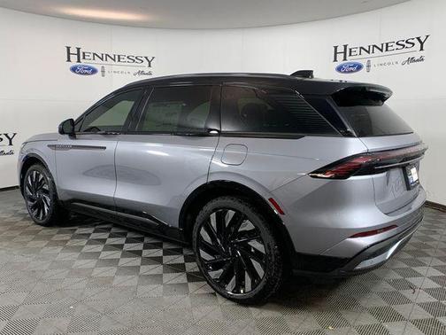 2025 Lincoln Nautilus Reserve