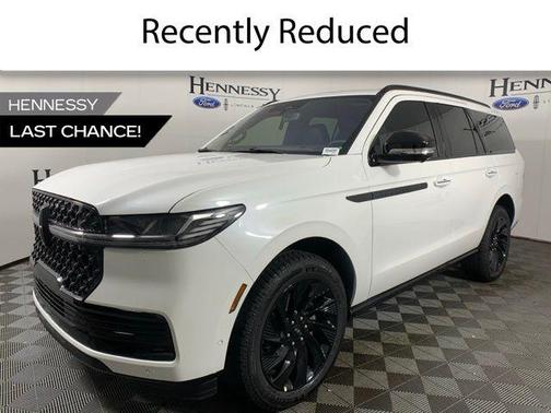 Pristine White Metallic Tri-Coat 2025 Lincoln Navigator Reserve