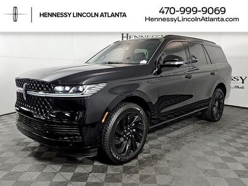 Infinite Black Metallic Clearcoat 2026 Lincoln Navigator Reserve