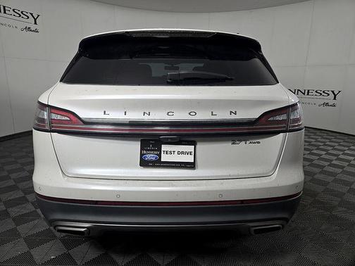 White 2019 Lincoln Nautilus Reserve