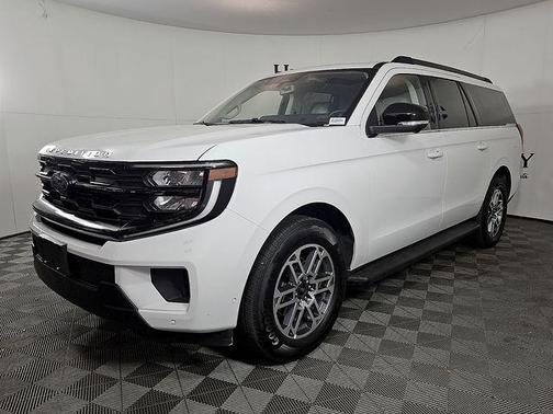 Oxford White 2025 Ford Expedition Max Active 4x2