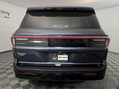 Flight Blue Metallic Clearcoat 2026 Lincoln Navigator Reserve
