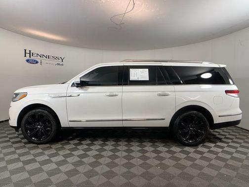2023 Lincoln Navigator Reserve