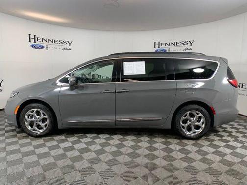 2022 Chrysler Pacifica Limited
