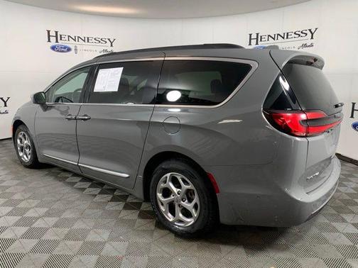 2022 Chrysler Pacifica Limited