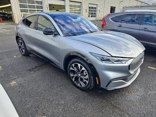 2021 Ford Mustang Mach-E Premium