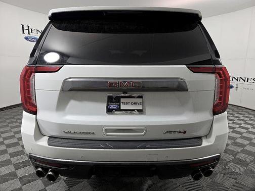 2022 GMC Yukon AT4