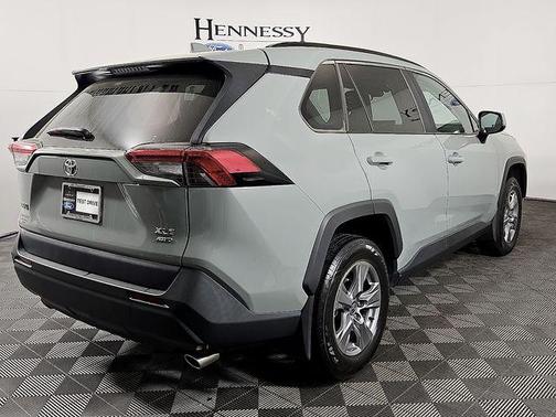 Lunar Rock 2022 Toyota RAV4 XLE