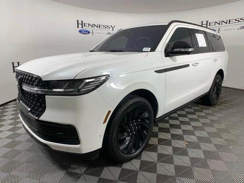 2025 Lincoln Navigator Reserve