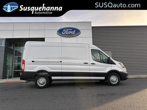 2026 Ford Transit-250 148 WB Medium Roof Cargo