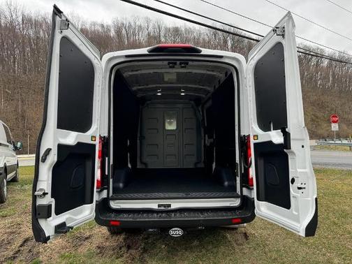 2025 Ford Transit-250 148 WB Medium Roof Cargo