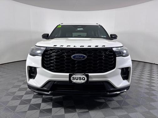 White 2025 Ford Explorer ST-Line