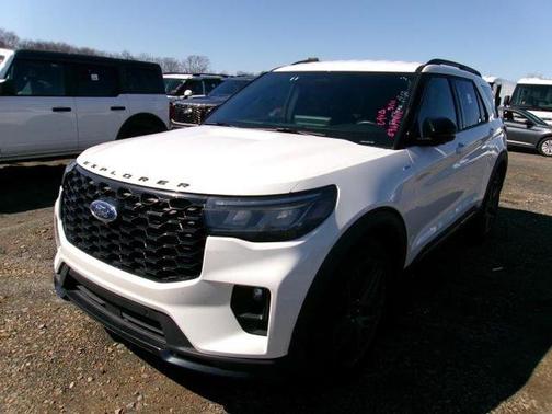 White 2025 Ford Explorer ST-Line