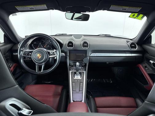 2018 Porsche 718 Cayman Base