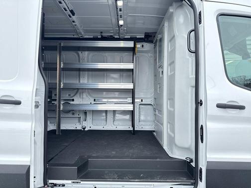 2026 Ford Transit-350 148 WB Medium Roof Cargo