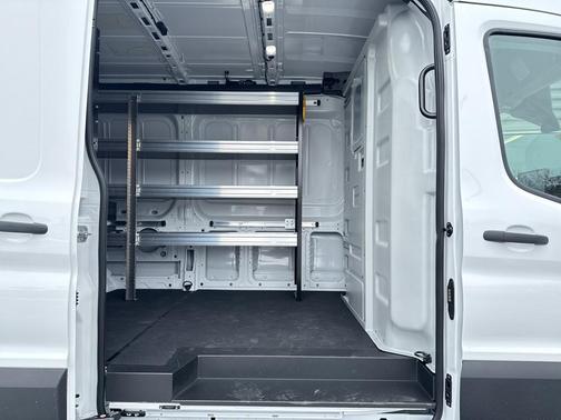 2026 Ford Transit-350 148 WB Medium Roof Cargo