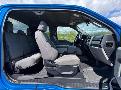 Blue 2021 Ford F-250 XLT