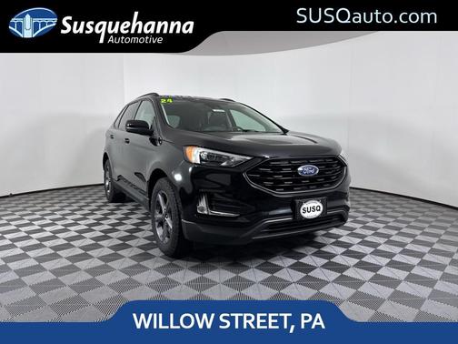 Black 2024 Ford Edge SEL