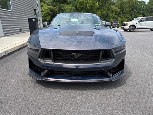 2025 Ford Mustang Dark Horse